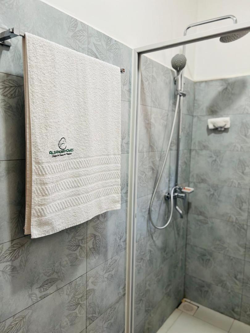 Alsander Homes Raspberry Kampala Exteriér fotografie